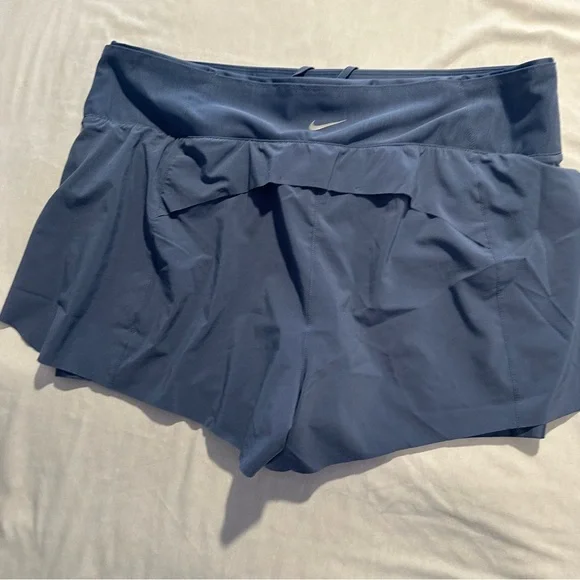 Nike Dri-Fit Shorts Women’s Size XL - Picture 2 of 7